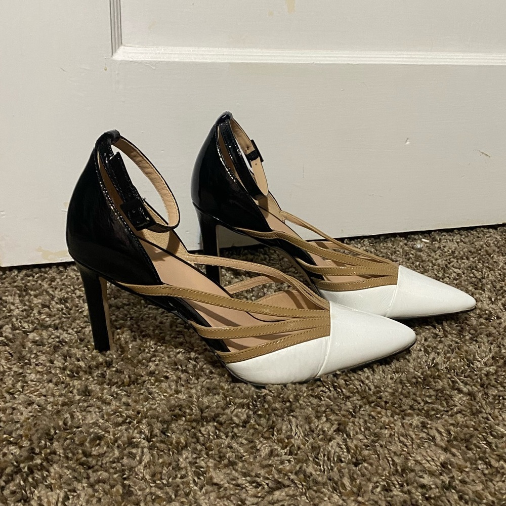 Black, tan, and white 27 edit heels - Picture 1 of 7